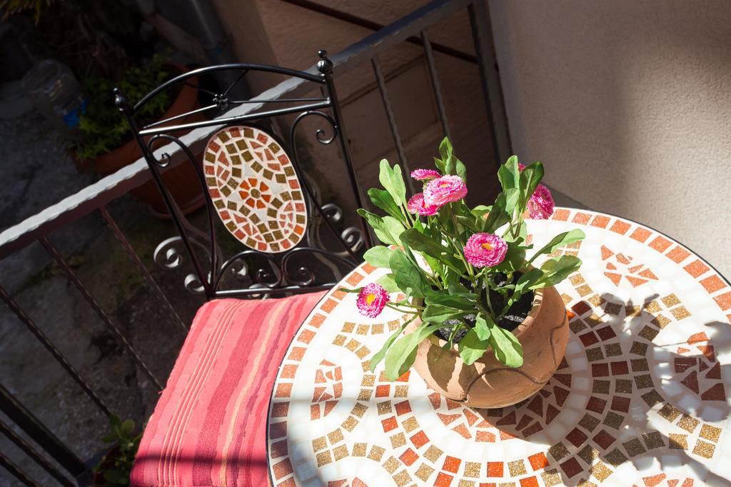 Holiday Home Smokovec Vrbnik Ngoại thất bức ảnh
